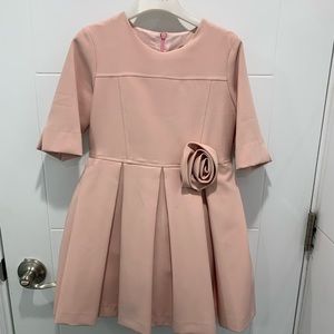 Adorable little girls party dress. Worn once in great condition